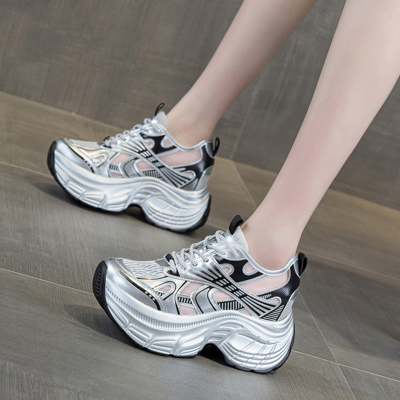 Platform Sneakers Chunky - Damskie sneakersy na ukrytej platformie podwyższającej
