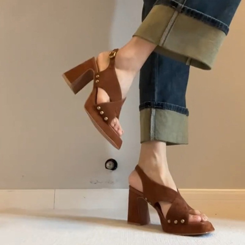 Platform Sneakers Chunky - Sandały na platformie z odkrytymi palcami,