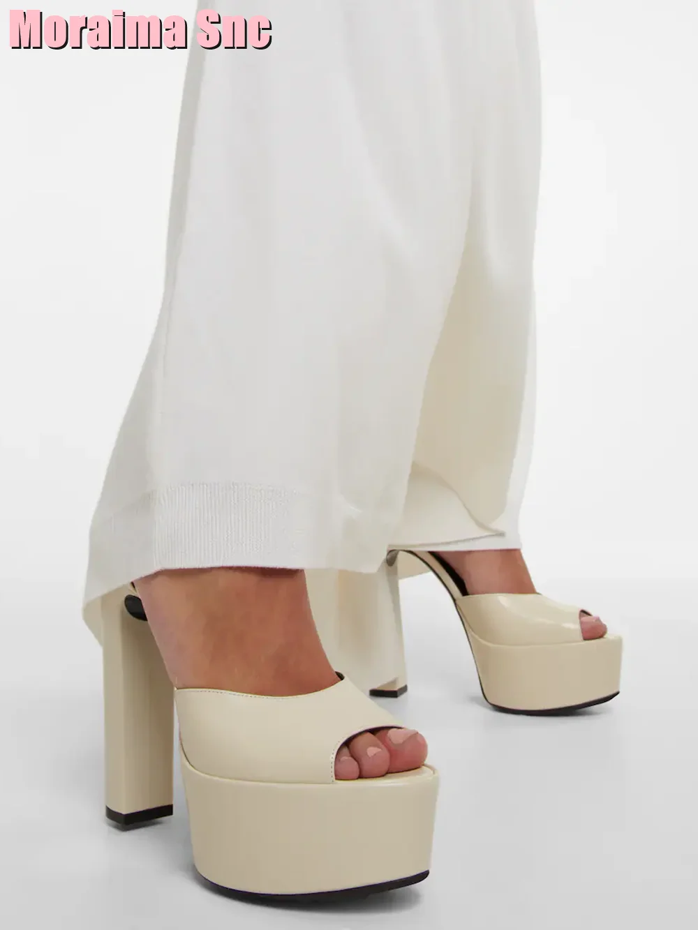 Block Heel Ankle Boots - Peep Toe sandały lakierowane na platformie