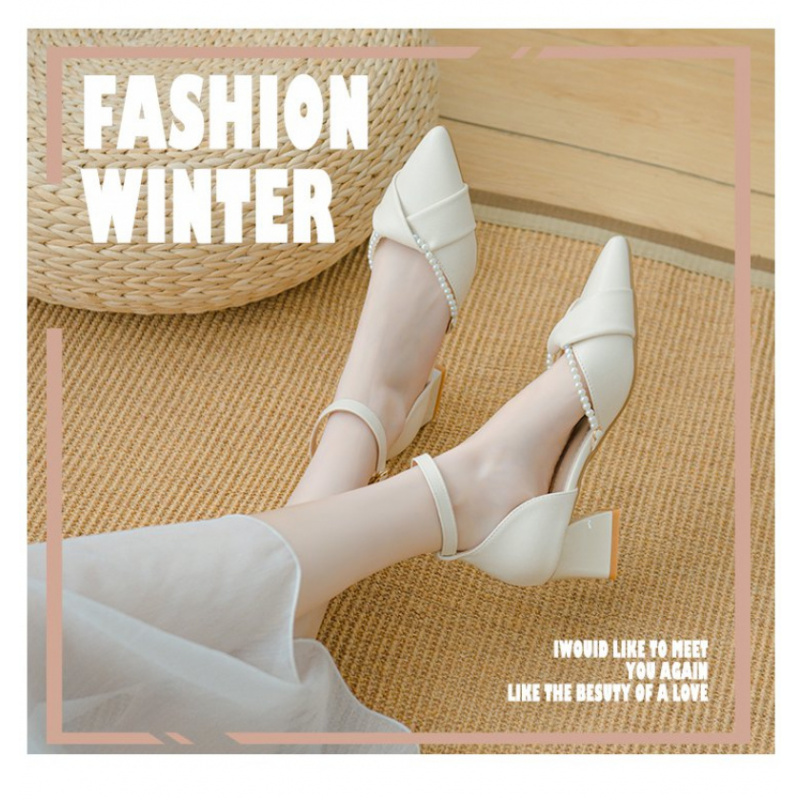 Women'S Shoes For Wide Feet - Szpilki z paskiem na kostce z