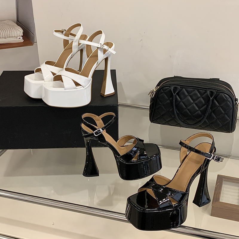 Damskie sandały z odkrytymi pa – Block Heel Ankle Boots recenzja i cena