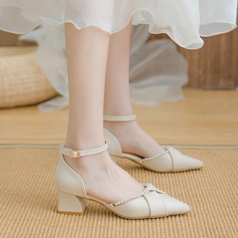 Szpilki z paskiem na kostce z  – Women'S Shoes For Wide Feet recenzja i cena